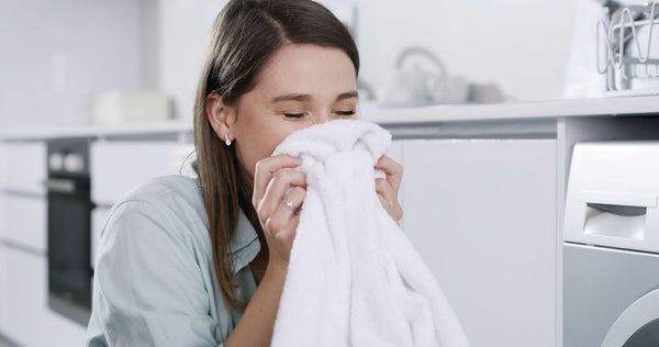 Handtücher stinken trotz Waschen? So wirst du den Geruch endgültig los