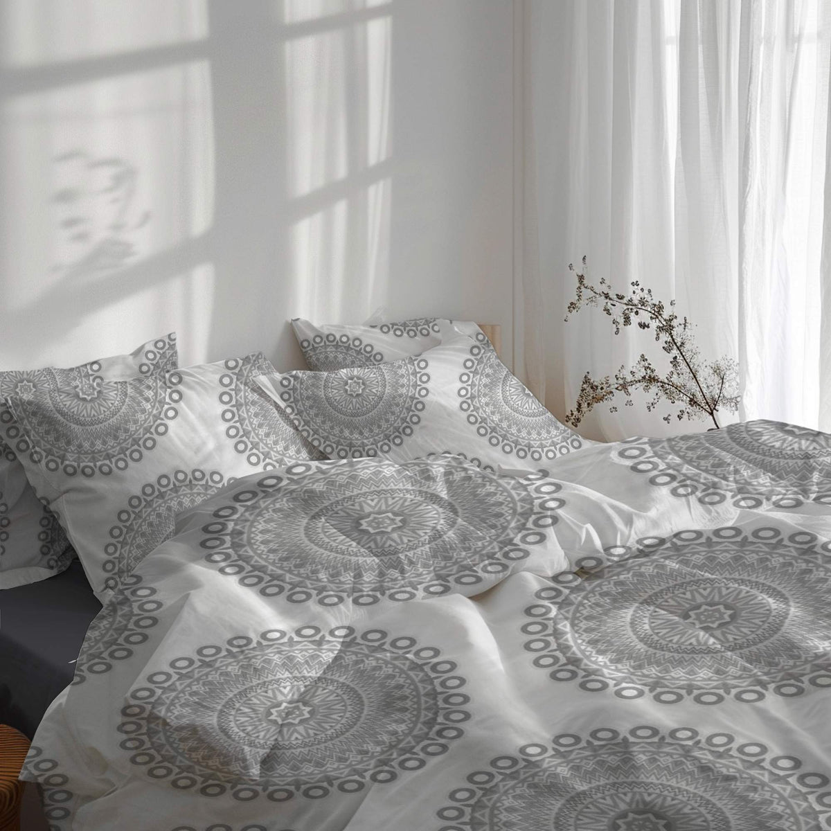 etérea Basic Starterpaket Bettwäsche Mandala Grau mit Spannbettlaken