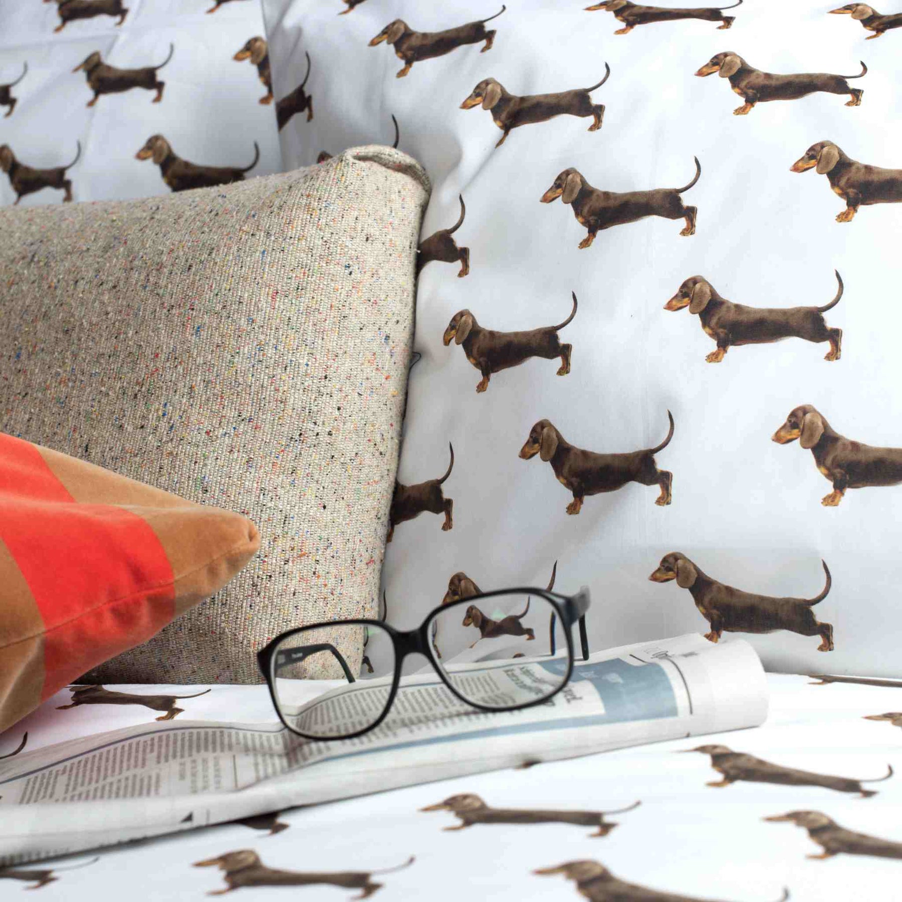 Snurk Baumwolle Bettwäsche James mit Dackel Print Weiß