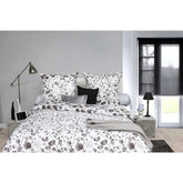 HnL Satin Bettwäsche Blüten Grau Weiß Schwarz Refined Milo 135x200 cm + 80x80 cm